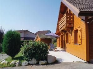 Hebergement Four-Bedroom Holiday Home in Gerardmer : photos des chambres