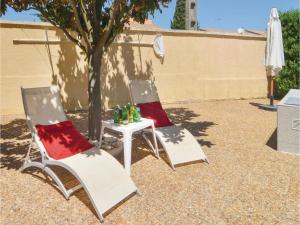 Appartement Apartment - Two-Bedroom Holiday Home in Codognan : photos des chambres