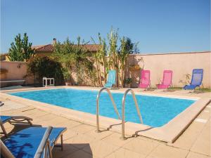 Hebergement Four-Bedroom Holiday Home in Uchaud : photos des chambres