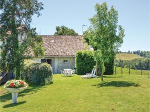 Hebergement Two-Bedroom Holiday Home in Durfort Capelette : photos des chambres