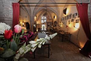 Hebergement Gothique Cafe : photos des chambres