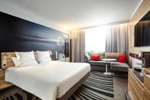 Hotel Novotel Paris Coeur d'Orly Airport : photos des chambres