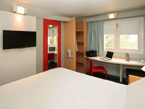 Hotel ibis Nimes Ouest - A9 : photos des chambres