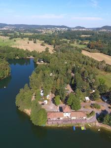 Hebergement Country Camp camping Domaine des Messires : photos des chambres