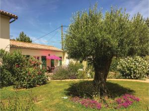 Hebergement Three-Bedroom Holiday Home in St. Michel en l'Herm : photos des chambres