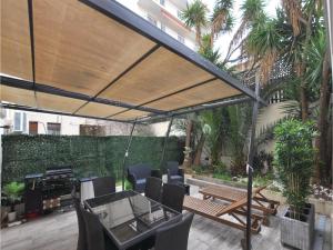 Appartement Two-Bedroom Apartment in Cannes : photos des chambres