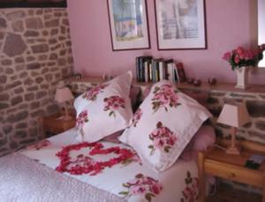 Hebergement Gites ruraux et maison d'hotes Saint Michel : photos des chambres