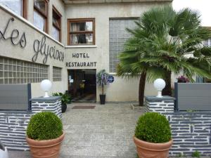 Hotel les Glycines : photos des chambres