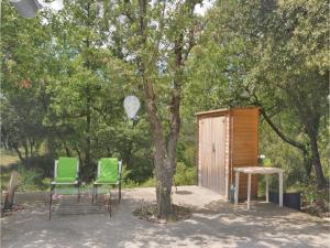 Hebergement One-Bedroom Holiday Home in Pourcieux : photos des chambres