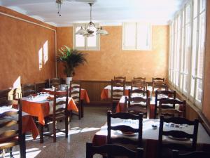 Hotel Restaurant du Pont Vieux : photos des chambres