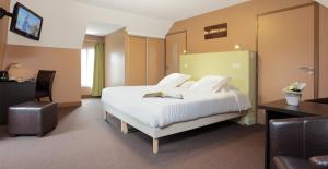 Hotel & Restaurant - Le Manoir des Cedres : photos des chambres