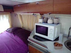 Hebergement Caravane Eriba au Bord de l'Eure : photos des chambres