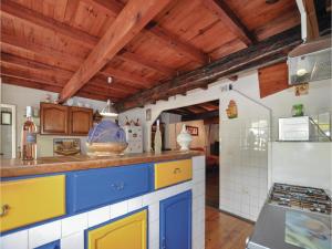 Hebergement Three-Bedroom Holiday Home in Taurinya : photos des chambres