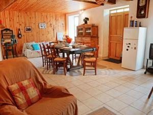 Hebergement Holiday Home Les Eves : photos des chambres