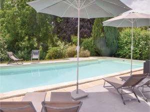 Hebergement Holiday home Bouere 39 with Outdoor Swimmingpool : photos des chambres