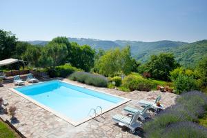 Hebergement Saint-Andre-de-Najac Villa Sleeps 8 Pool WiFi : photos des chambres