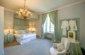 Hebergement Cumont Chateau Sleeps 20 Pool Air Con WiFi : photos des chambres