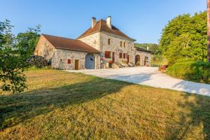 Hebergement Beaucharmoy Chateau Sleeps 8 WiFi : photos des chambres