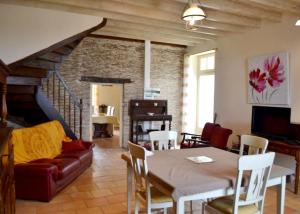 Hebergement Holiday home Au Bourg : photos des chambres