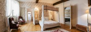 Hebergement La Sauvetat-du-Dropt Chateau Sleeps 20 Pool Air Con : photos des chambres