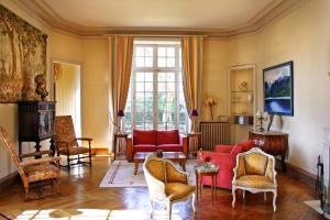 Hebergement Lombron Chateau Sleeps 18 Pool Air Con WiFi : photos des chambres