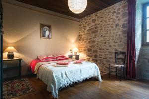 Hebergement Bournazel Villa Sleeps 8 Pool WiFi : photos des chambres