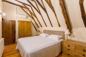 Hebergement Saint-Felix-de-Reillac-et-Mortemart Villa Sleeps 6 : photos des chambres