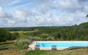 Hebergement Sainte-Alvere Villa Sleeps 8 Pool Air Con WiFi : photos des chambres