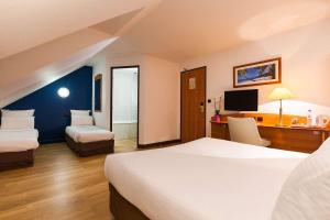 Comfort Hotel Evreux : photos des chambres