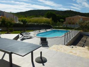 Hebergement villa luxueuse avec piscine 40 mn du GRAU DU ROI : photos des chambres