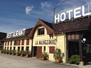Hotel Relais Paris Bale - Restaurant La Mangeoire : photos des chambres