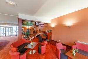 Hotel The Originals du Beryl Lons-le-Saunier - Restaurant Le Loft (ex Inter-Hotel) : photos des chambres