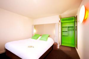 Hotel Campanile Lens : photos des chambres