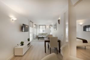 Appartements - Le Logis Versaillais : photos des chambres