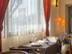 Hotel Restaurant Seminaires La Foresterie : photos des chambres
