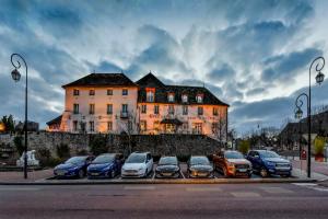 Hotel Hostellerie de la Tour d'Auxois : photos des chambres