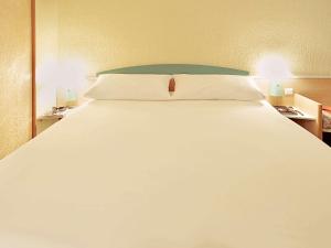 Hotel ibis Evry : photos des chambres