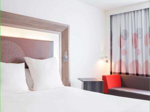 Hotel Novotel Paris Rueil Malmaison : photos des chambres