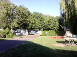Hebergement Camping de la Porte d'Arroux : photos des chambres