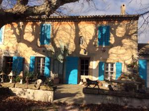 Hebergement Les Volets Bleus Provence : photos des chambres