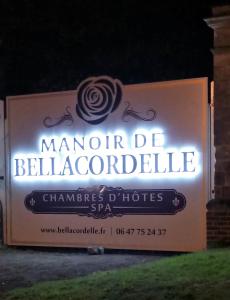 Chambres d'hotes/B&B Le Manoir De Bellacordelle : photos des chambres