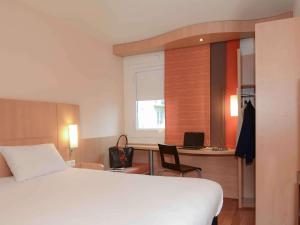 Hotel ibis Caen Centre : photos des chambres