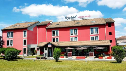 Kyriad Design Enzo Cannes-Écluse : Hotel proche de Villeperrot