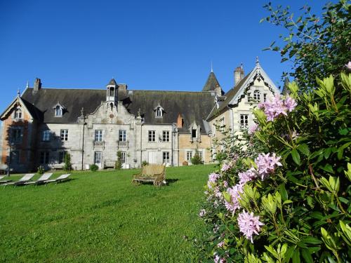 Château de Crocq - Chambres d'Hôtes de Charme : Chambres d'hotes/B&B proche de Sauvagnat