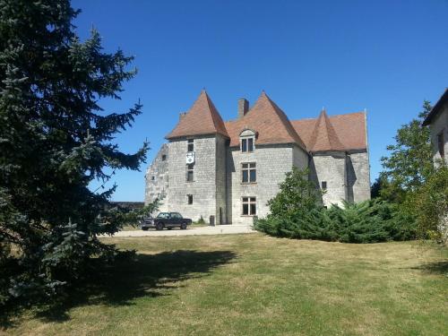 Château de Rochefort : Chambres d'hotes/B&B proche de Sossais