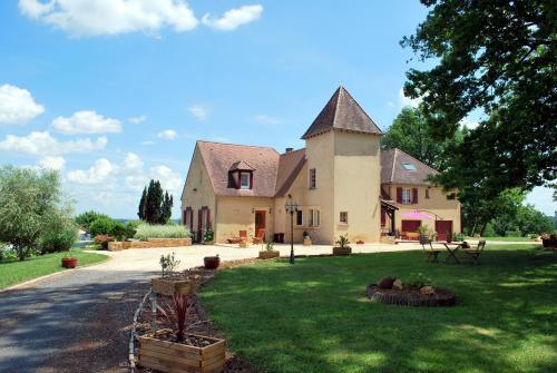 La Maison d'Ici et d'Ailleurs : Hebergement proche de Rouffignac-Saint-Cernin-de-Reilhac