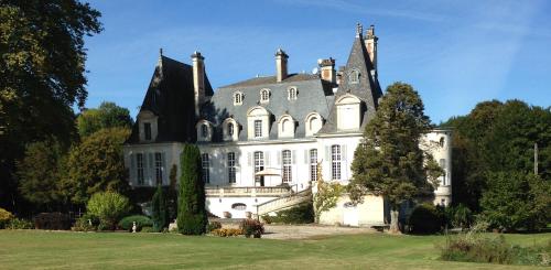 Chateau du Val Larbont : Chambres d'hotes/B&B proche de Cos