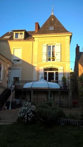 Le Clos Manceau : Chambres d'hotes/B&B proche de Montfort-le-Gesnois