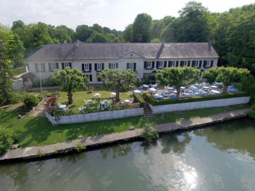 Hostellerie de Pavillon Saint-Hubert : Hotel proche de Boran-sur-Oise