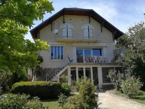 Villa Le Gai Soleil : Hebergement proche d'Embrun